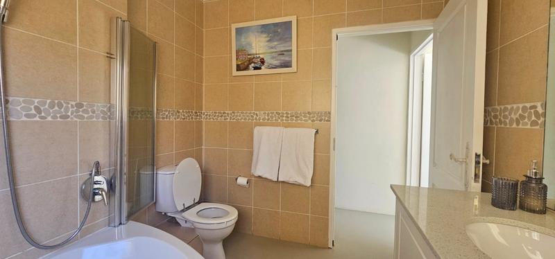 3 Bedroom Property for Sale in Royal Ascot Western Cape